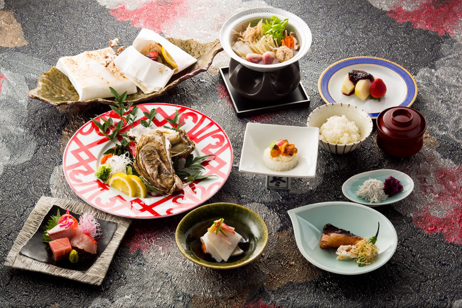お部屋でいただく和食会席のサムネイル3
